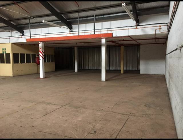 1,000M² FACTORY RENTED IN PAROW CENTRAL
